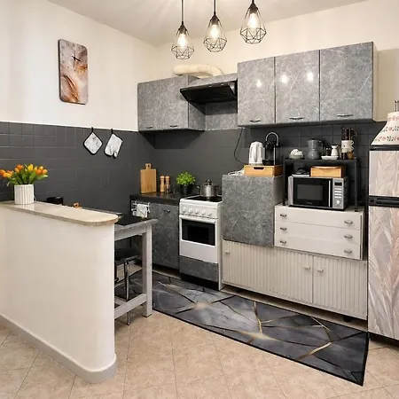 Hidden Gem, Parking, Wifi, 7 Min From Savona Apartamento Quiliano